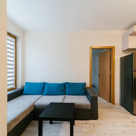 за гости веси * 부르가스