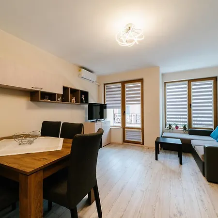 за гости веси Burgas City