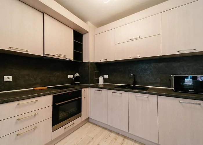 за гости веси Burgaz