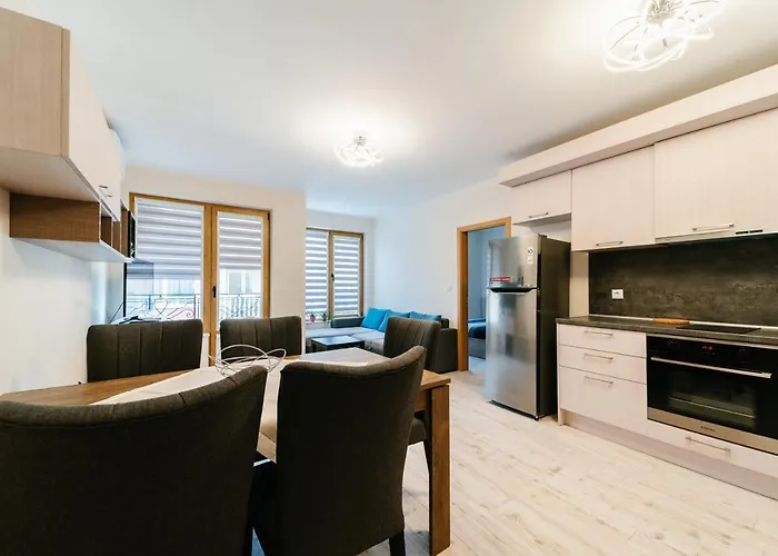 за гости веси Burgaz